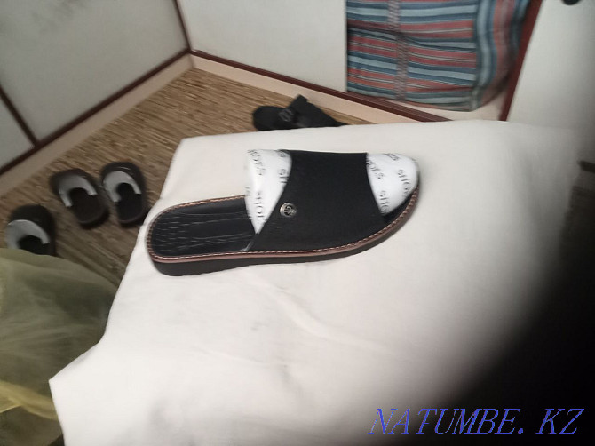 Men's slippers summer leather  - photo 3