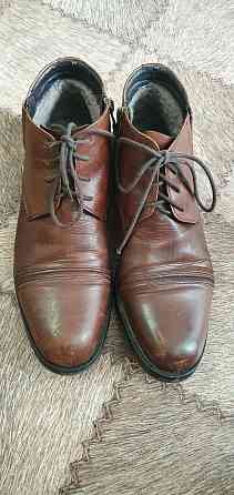 Продам кожаные мужские ботинки Semey