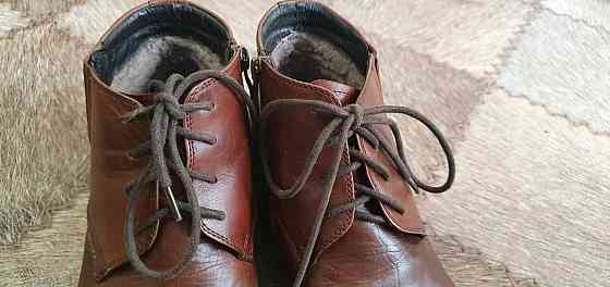 Продам кожаные мужские ботинки Semey