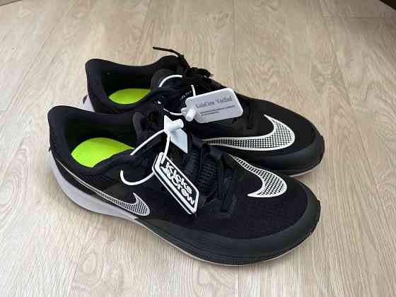 Кроссовки Nike air zoom rival fly 3 Алматы