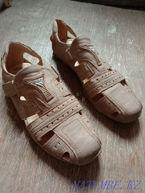 Sandals new, size 44  - photo 1