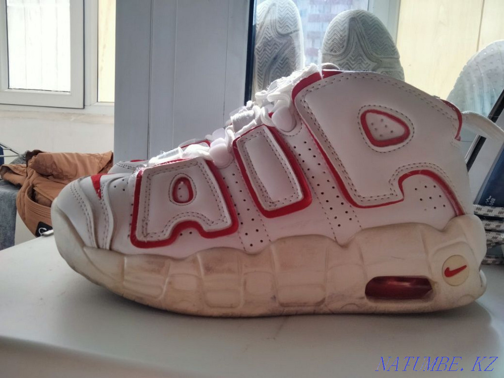 Продаю кроссовки Air max Астана - изображение 1