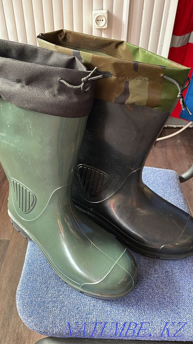 Rubber boots Almaty - photo 1
