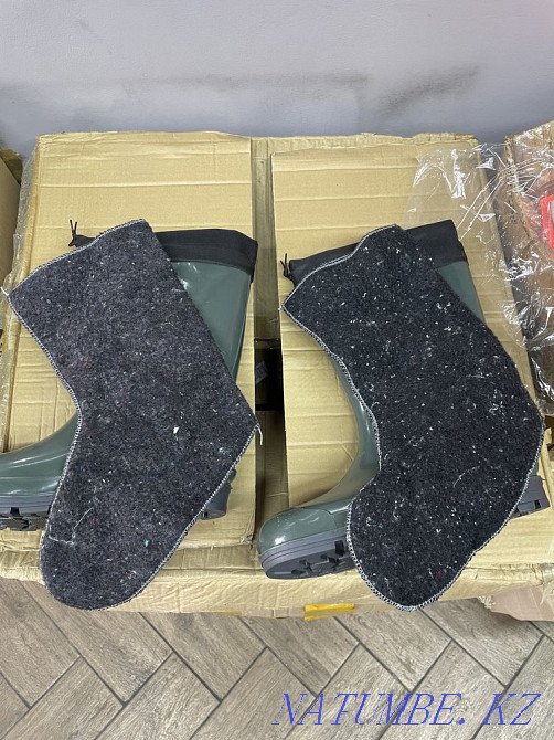 Rubber boots Almaty - photo 3