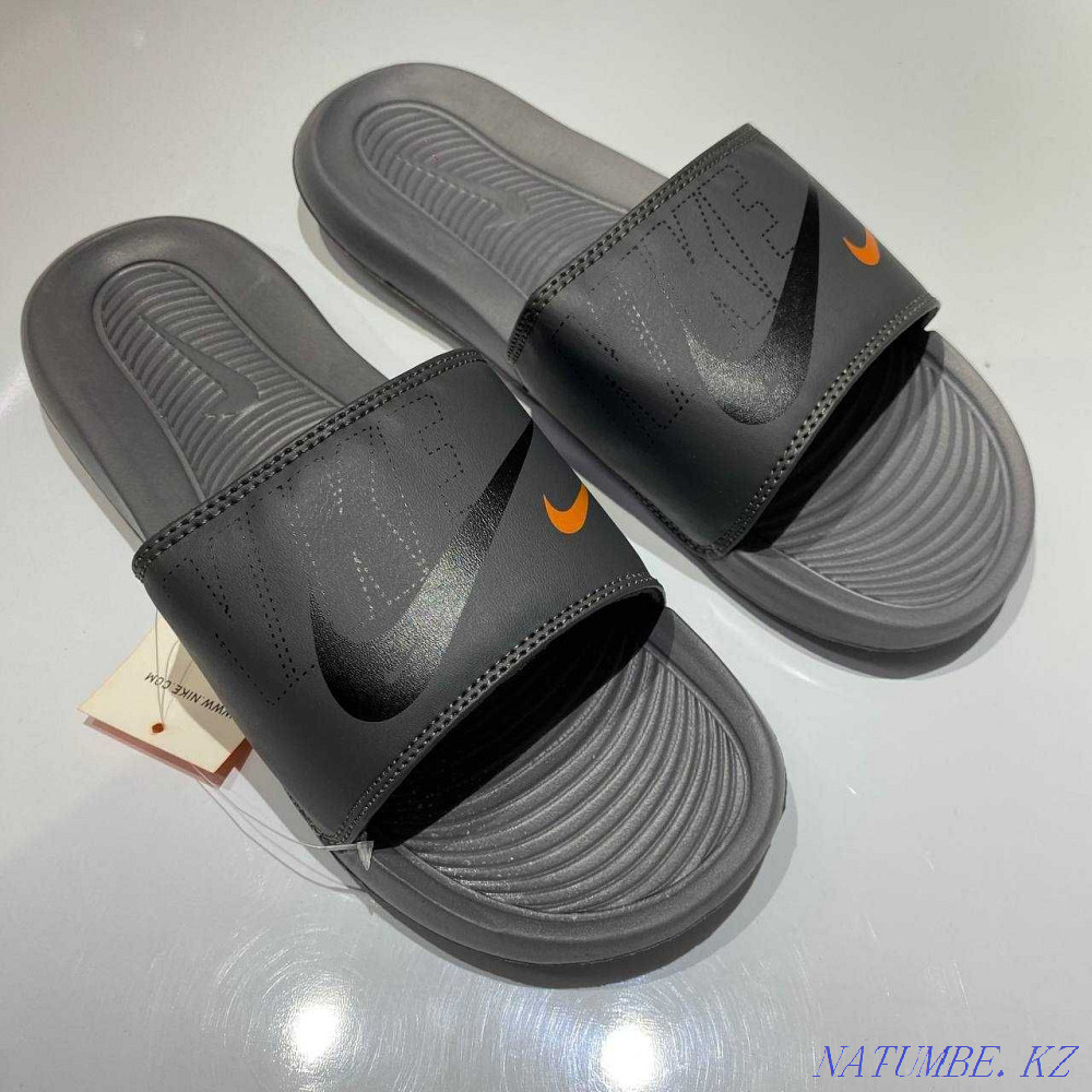 Сланцы Nike для бассейна, повседневки и тд. Алматы - изображение 2