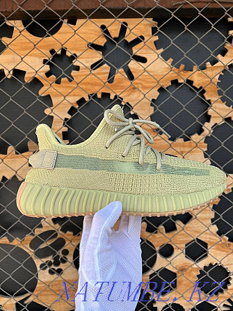 Sneakers ADIDAS YEEZY BOOST 350 V2 originals KASPI RED | KASPI 0-0-12 Almaty - photo 6
