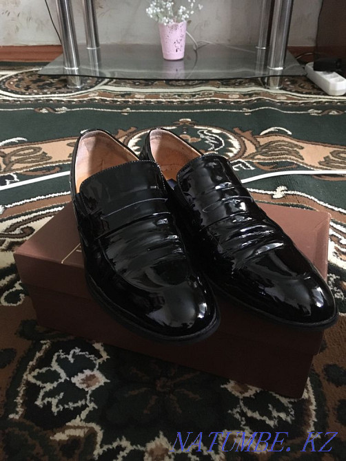 Sell polished shoes Аксукент - photo 1