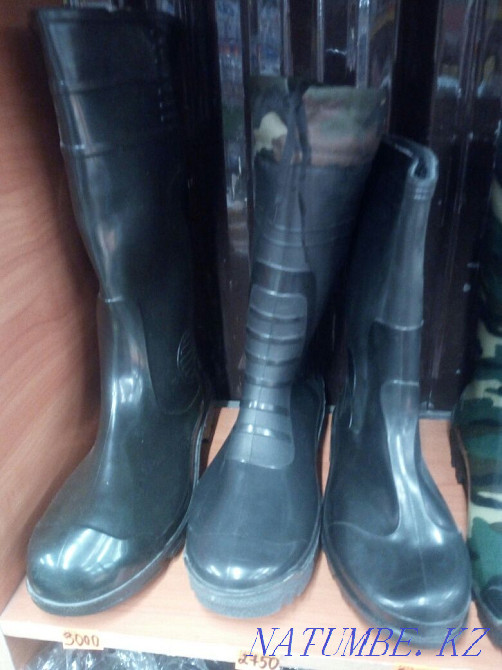 Rubber boots warmed. Kokshetau - photo 1