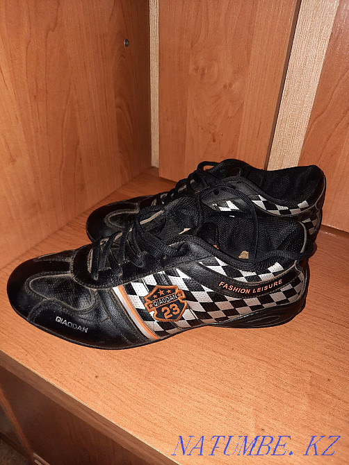 Весенне-летние кроссовки Усть-Каменогорск - изображение 2