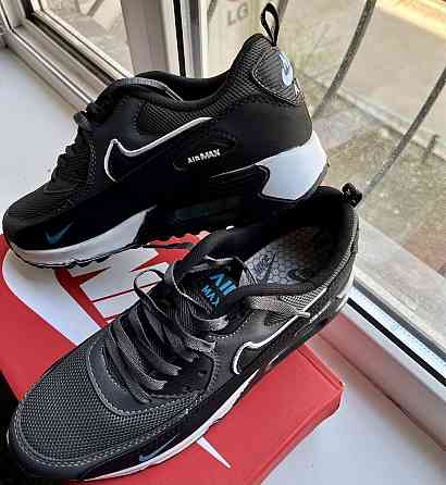 Кроссовки Nike AIR MAX 90 новые 40-41 размеры. Найк эйр макс 90 кроссы Almaty