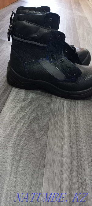 Sell work boots Pavlodar - photo 1