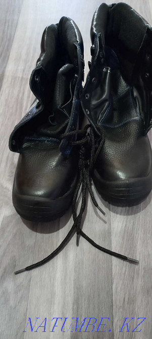 Sell work boots Pavlodar - photo 2