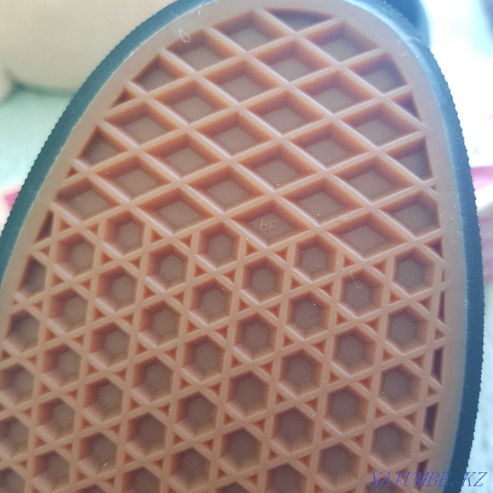 Vans slip-ons for sale Oral - photo 3