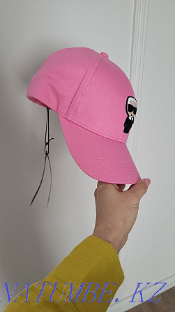 Кепка Karl Lagerfeld Розовая Сарыкамыс - изображение 4