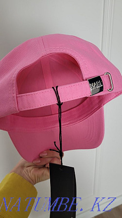 Кепка Karl Lagerfeld Розовая Сарыкамыс - изображение 6