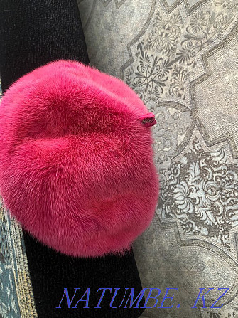Women's beret Astana - photo 1
