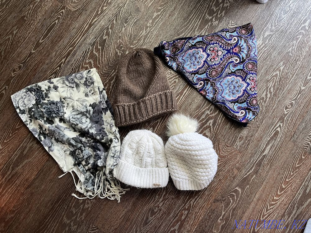 I will give away winter hats and scarves Pavlodar - photo 1