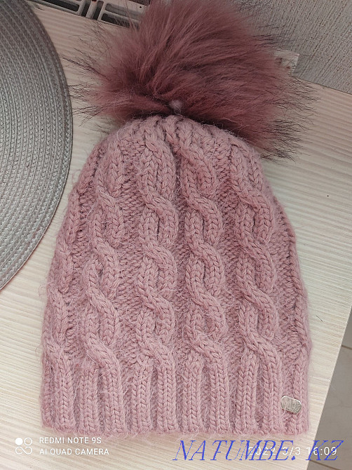 Шапка теплая за 1000 отдам и детская за 700 Астана - изображение 4