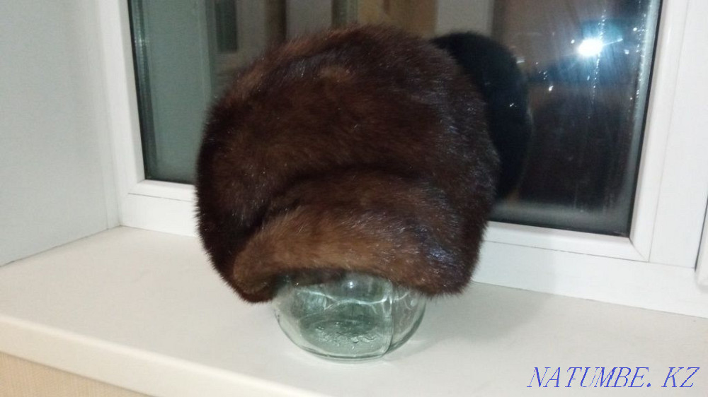 Women's mink hat Kostanay - photo 2