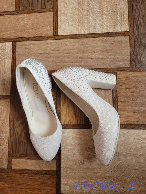 Sell wedding shoes Rudnyy - photo 1