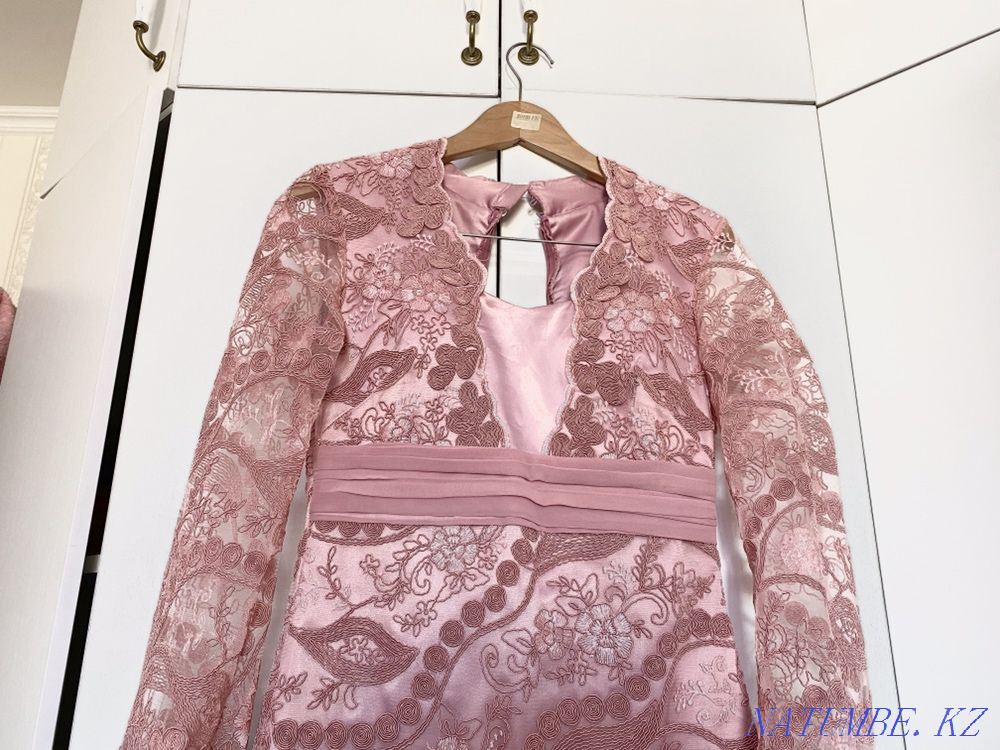 Slim fit көйлек 42 размер  Астана - изображение 2