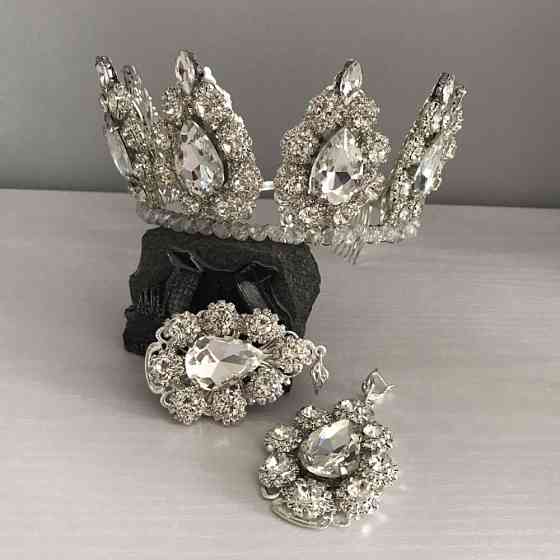 Продам корону и серьги ручной работы Astana