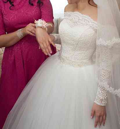 Продам свадебное платье Караганда
