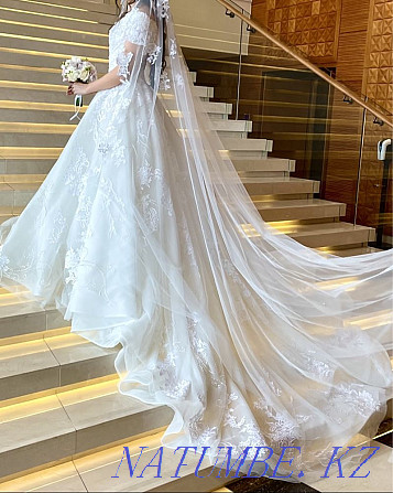 Итальянское свадебное платье бренда Demetrios Алматы - изображение 1