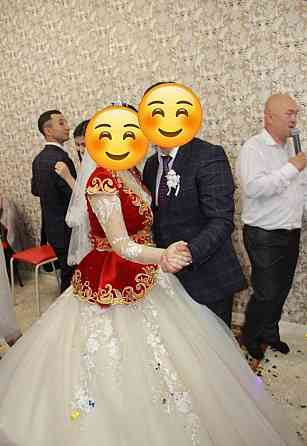 Свадебное платье 50000 тг Уральск