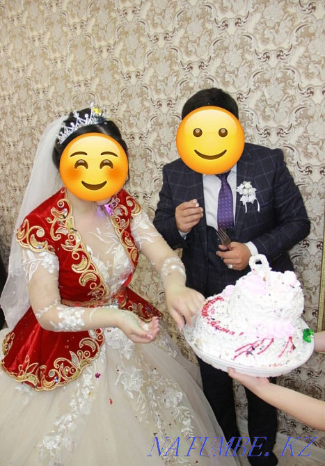 Свадебное платье 50000 тг Уральск - изображение 3