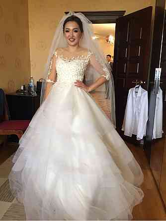 Продам красивое свадебное платье Aqtobe