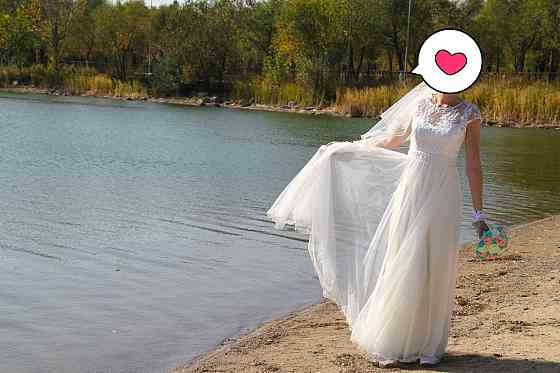 Продам элегантное свадебное платье Шахтинск