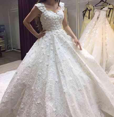 Продам шикарное платье свадебное! Астана