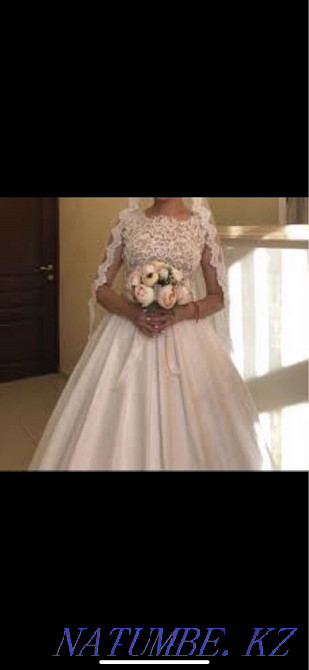 Wedding dress and cape with ornaments Oral - photo 1