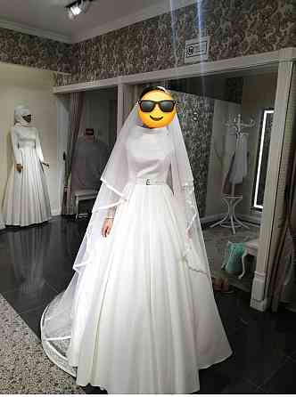 Продам свадебный платья Уральск
