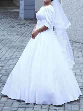 Продаю свадебное платье Семей
