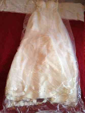 Свадебное платье.  Орал
