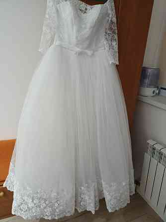 Срочно продам свадебную платье Astana