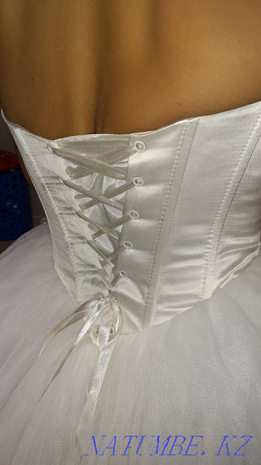 Продам красивое свадебное платье Уральск - изображение 5