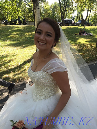 Продам свадебное платье Алматы - изображение 3