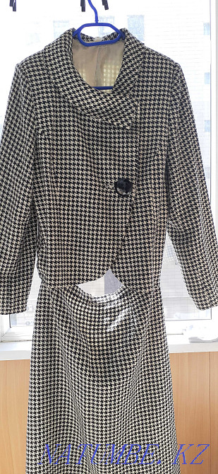 Wedding dresses 50-52rr Russia long Astana - photo 7