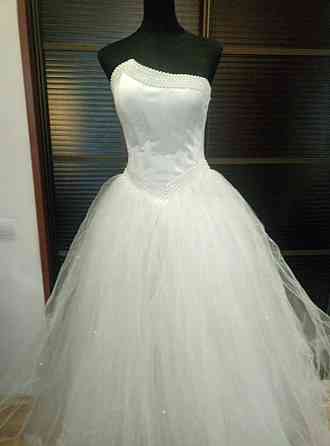 Свадебные платья, б/у, новые Astana