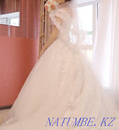 Свадебное платье Мухаметжан Туймебаева - изображение 2