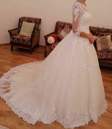 Продается свадебное платье Аксай