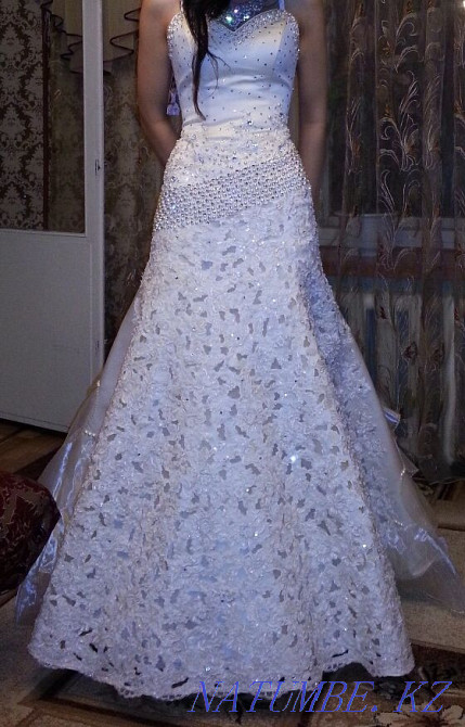 Свадебное платье Усть-Каменогорск - изображение 3