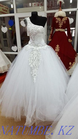 Новое свадебное платье на одной лямке Актобе - изображение 1