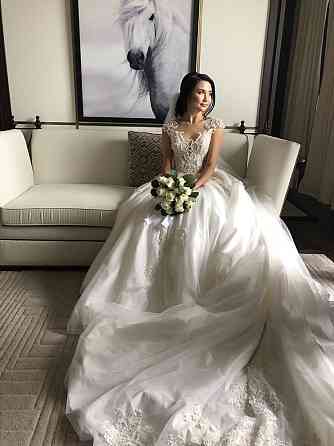 Шикарное свадебное платье Astana
