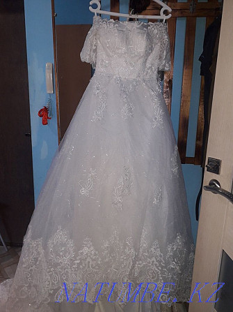 Свадебное платье со шлицей счастливое размер 46/48 Актобе - изображение 2