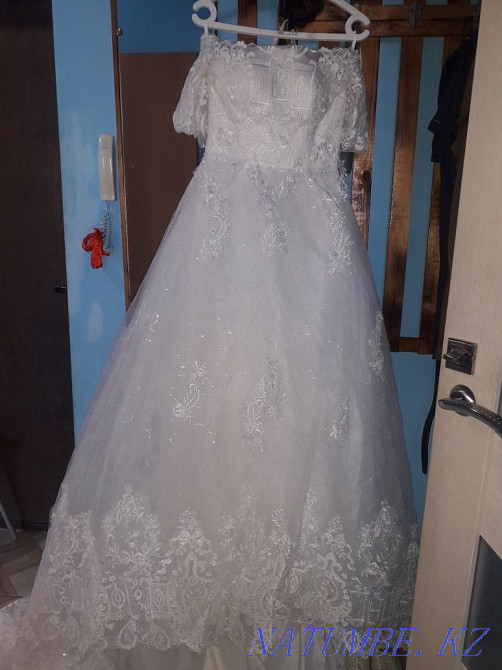 Wedding dress with slit lucky size 46/48 Aqtobe - photo 2