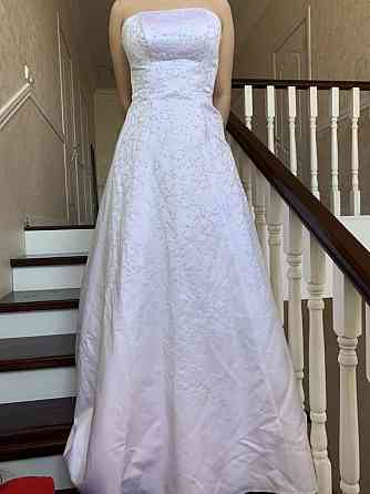 продам свадебное платье Almaty